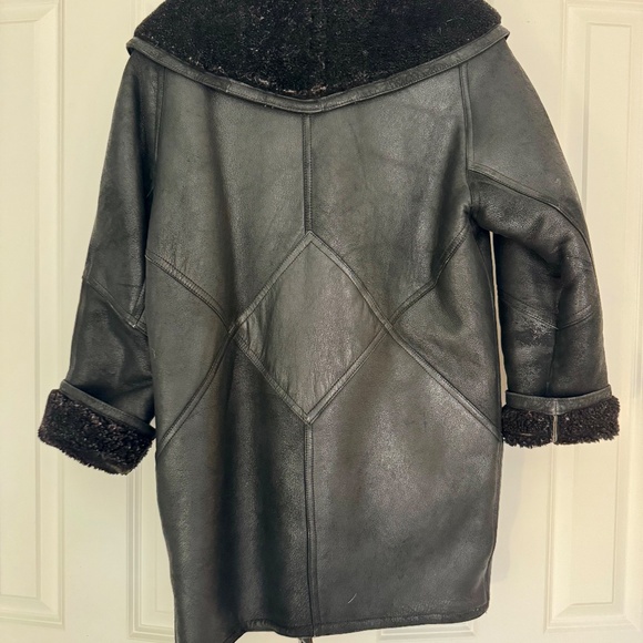 1980s chunky black shearling coat oversize unisex - Picture 9 of 9